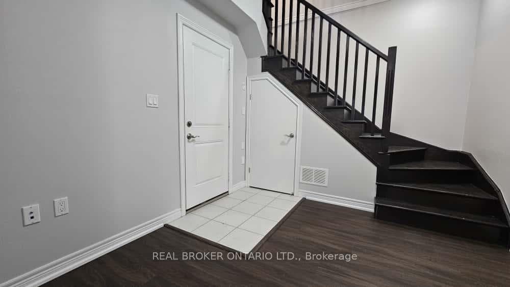 7 Ladybell Lane photo 35