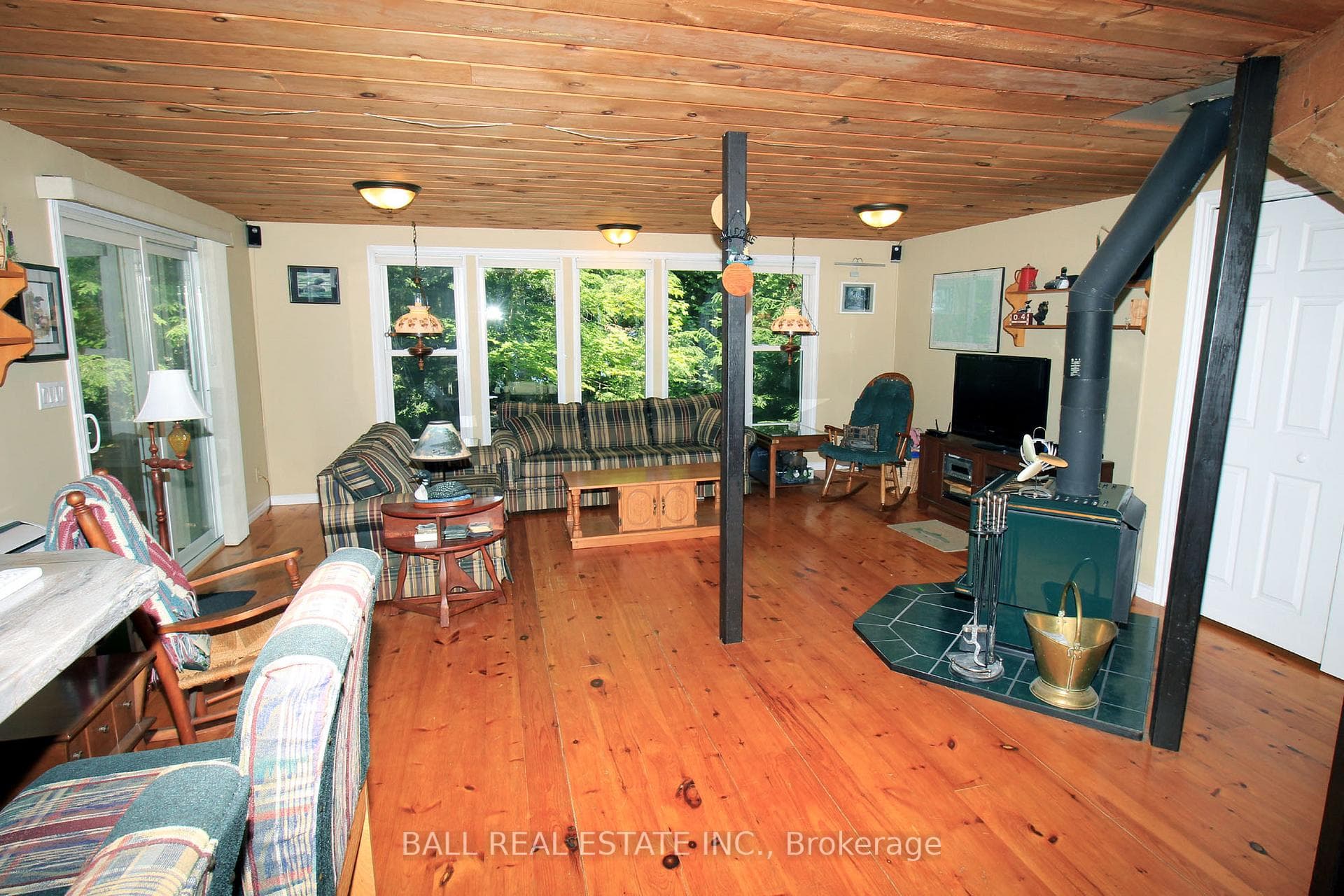 312 Limerick Lake N/A photo 6