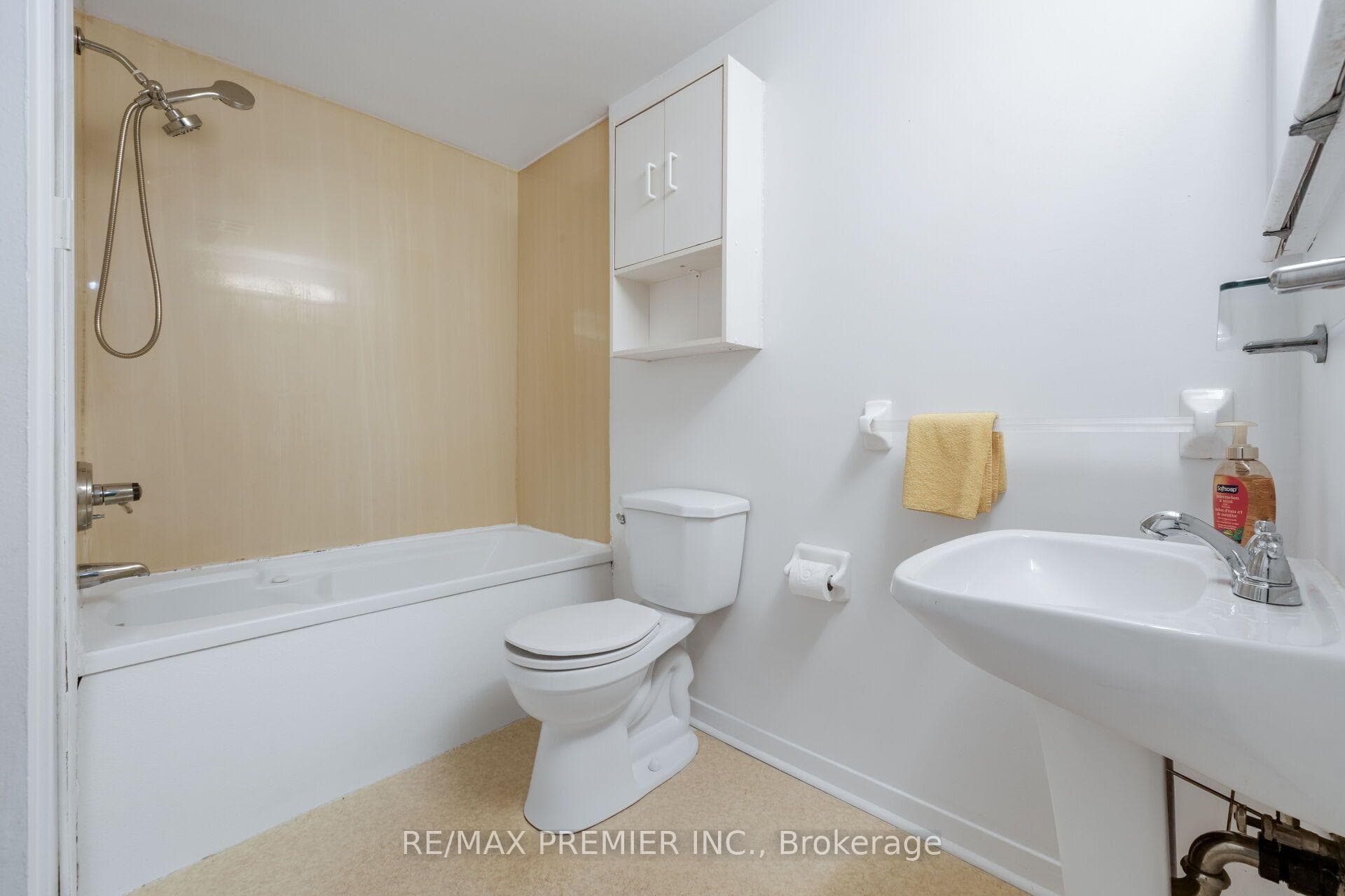 248 John Garland Boulevard Unit 82 photo 19