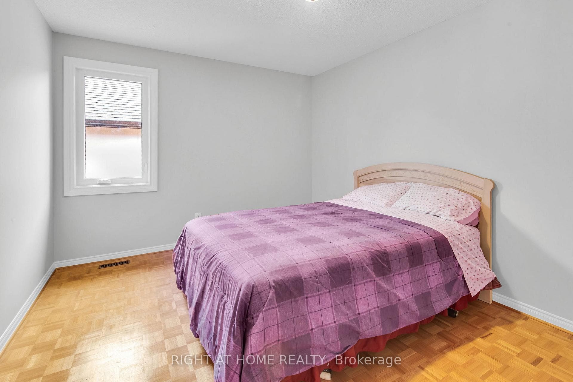 1 Tasha Court photo 18