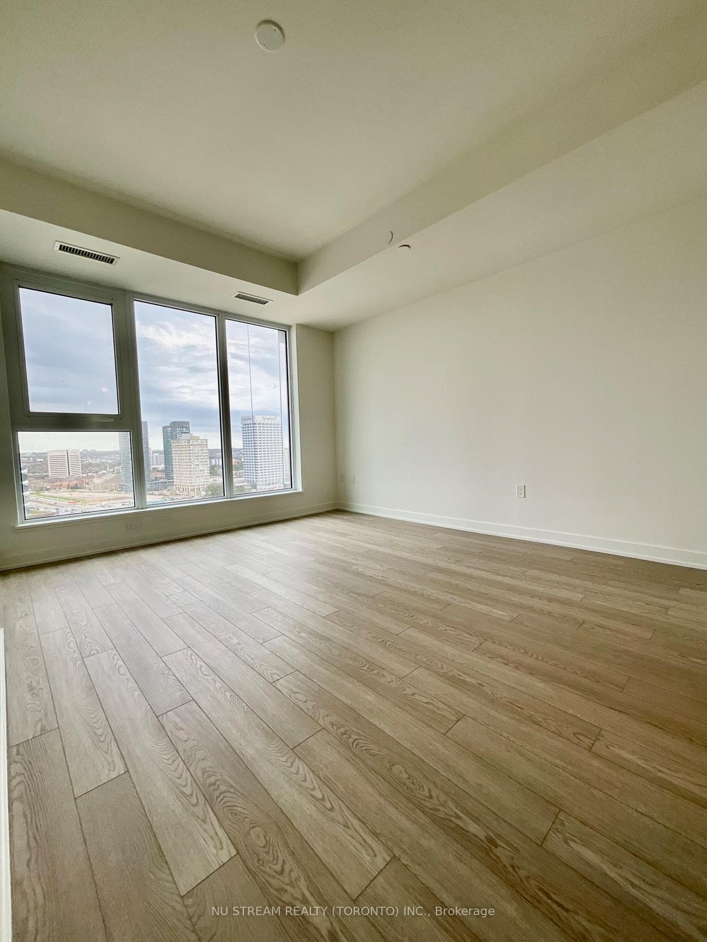 Living & Dining Area