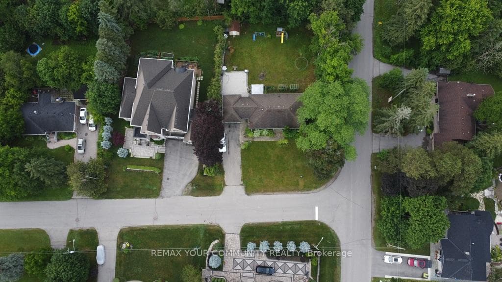 211 James Street photo 19