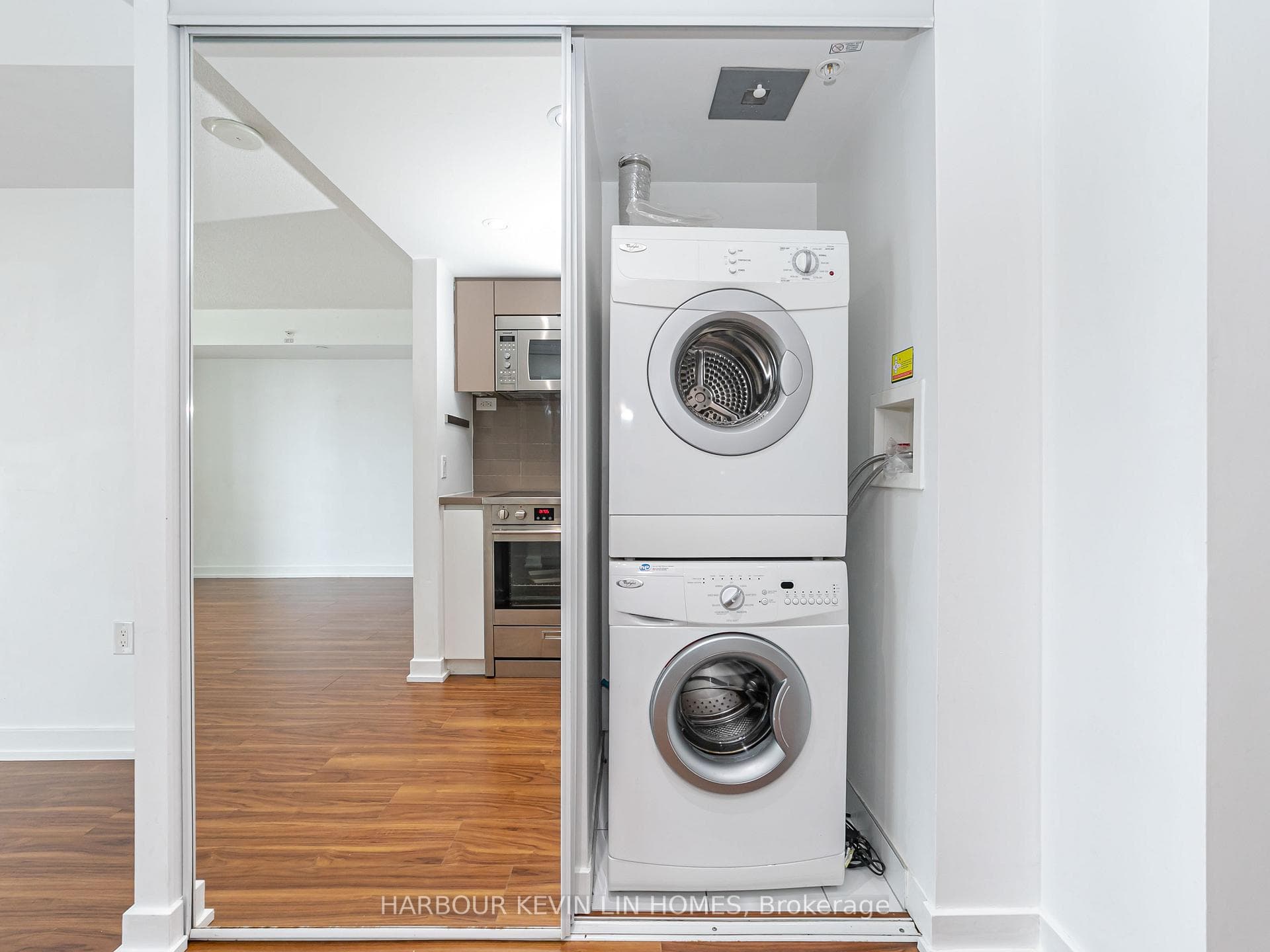 75 Queens Wharf Road Unit 1009 photo 16