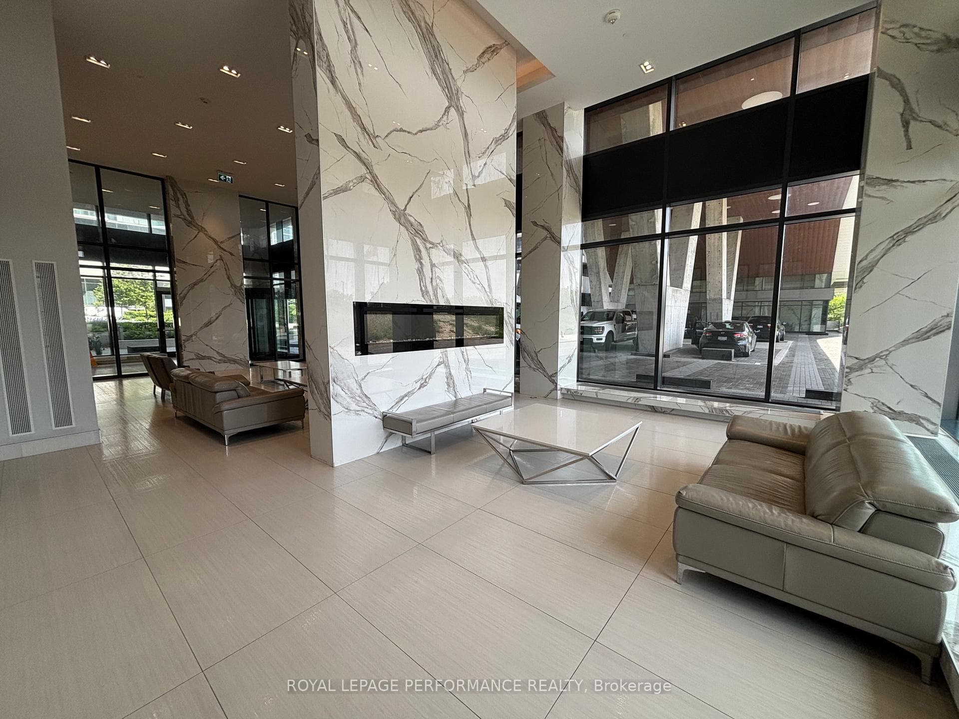 30 Shore Breeze Drive Unit 710 photo 4
