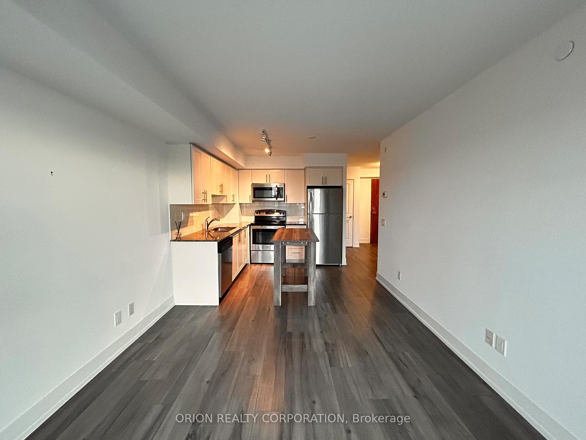 1215 Bayly Street Unit 1108 photo 4