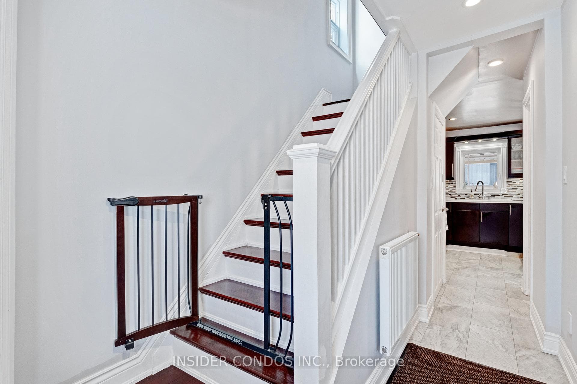 135 William Street photo 17