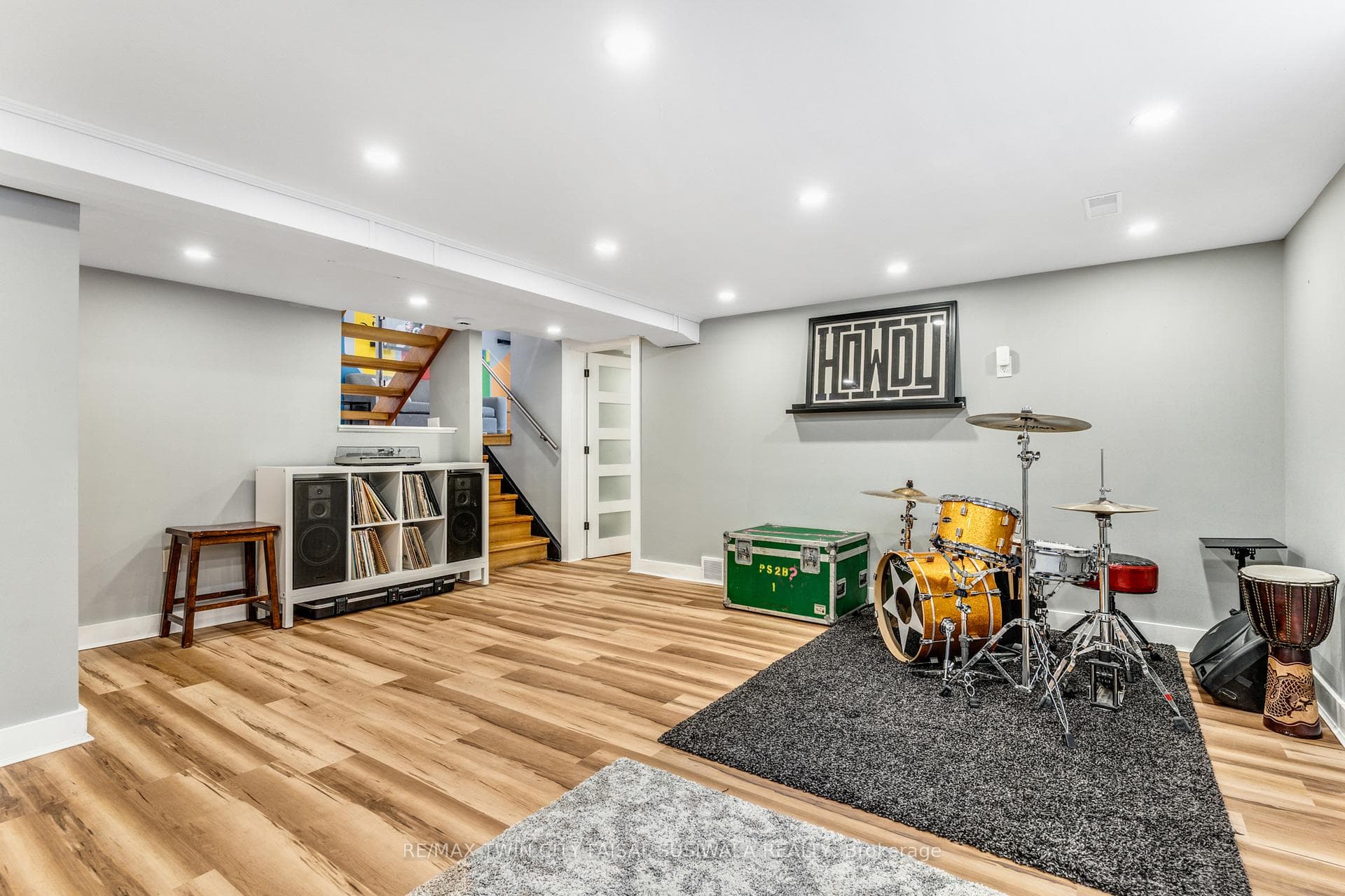 1735 QUEENSTON Road photo 36