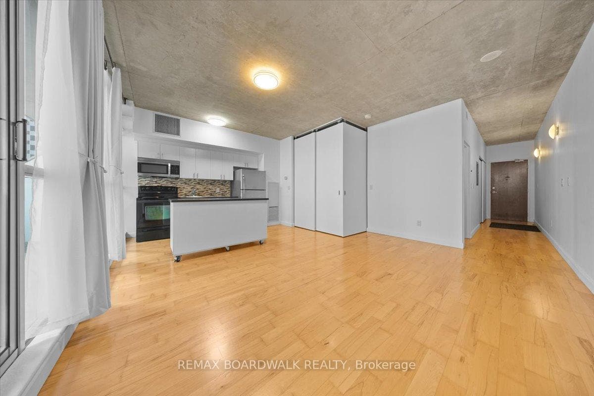 179 George Street Unit 201 photo 3