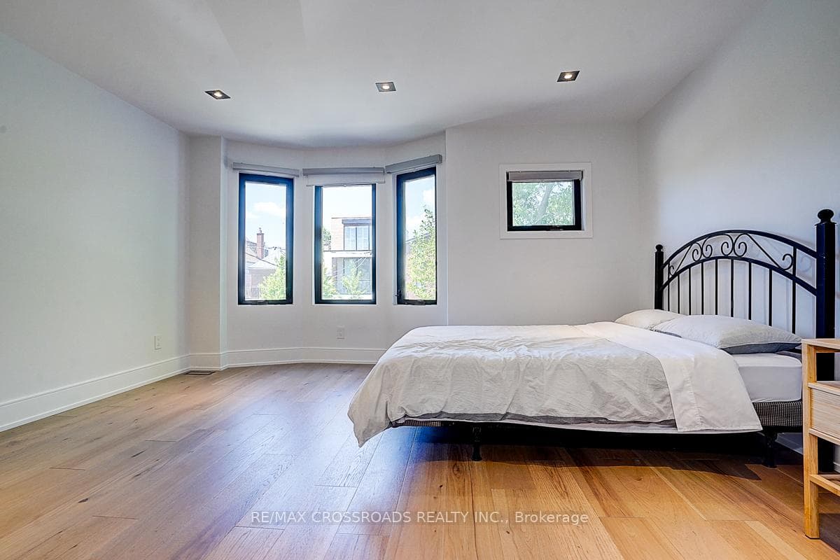 133 Yarmouth Road photo 23