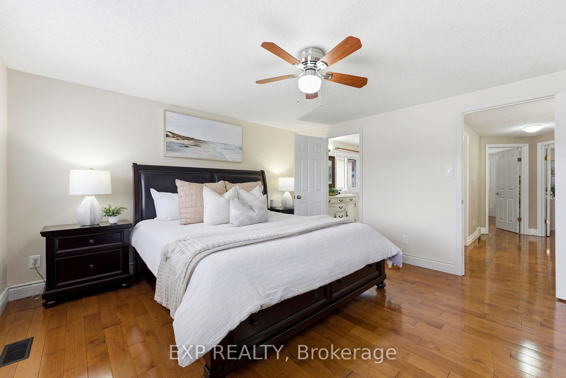 332 Keewatin Avenue photo 16