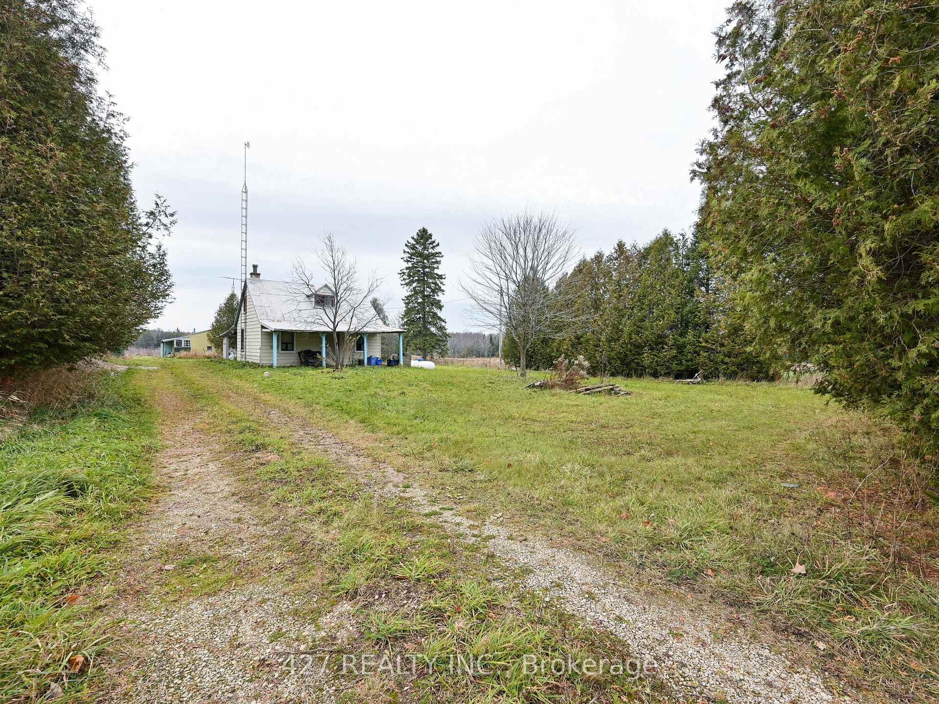 239050 Dufferin Country Road photo 13