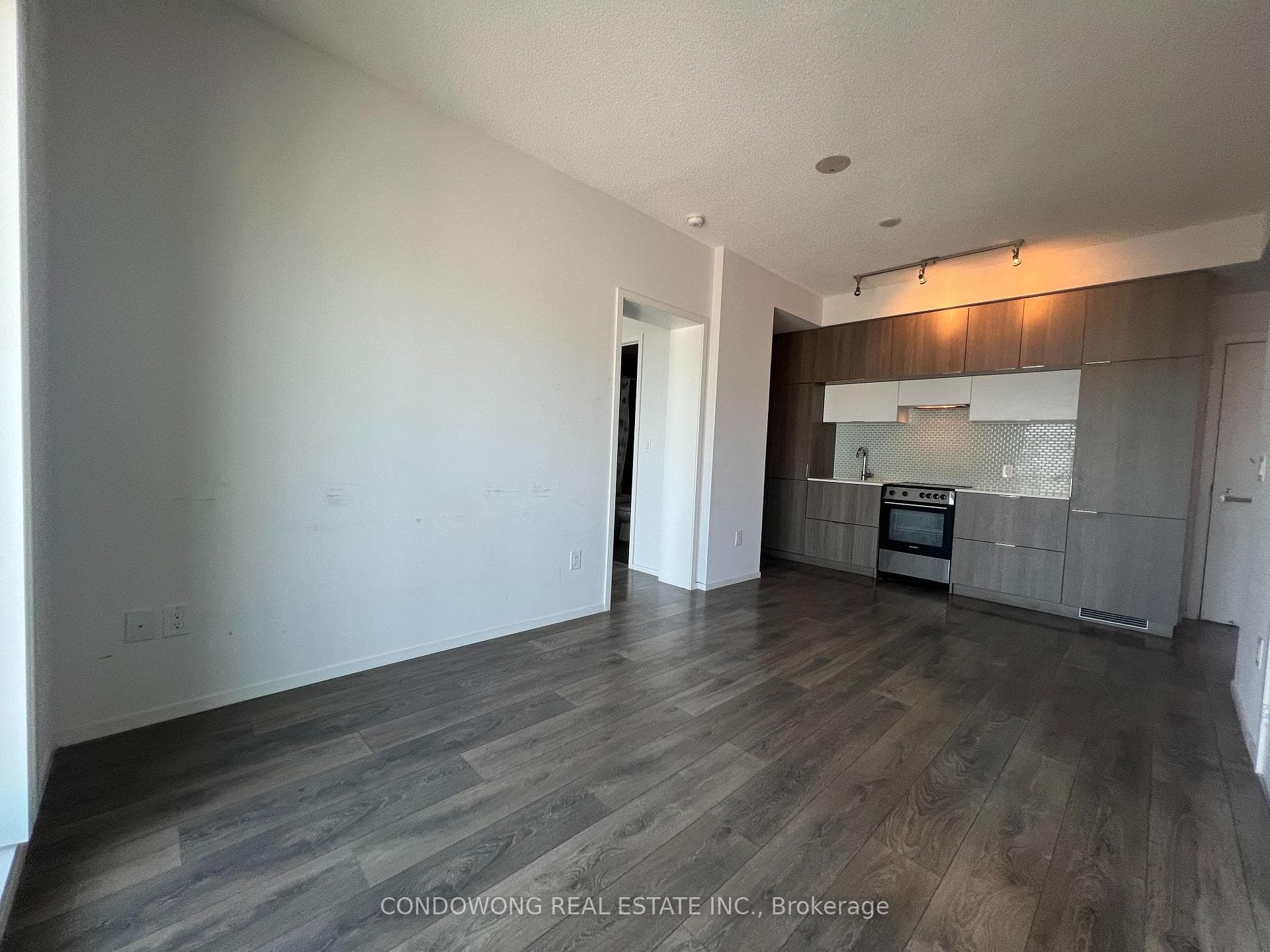 159 Dundas Street Unit 3608 photo 8