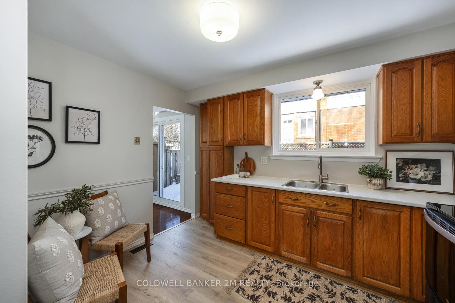 1076 Carolyn Avenue photo 16