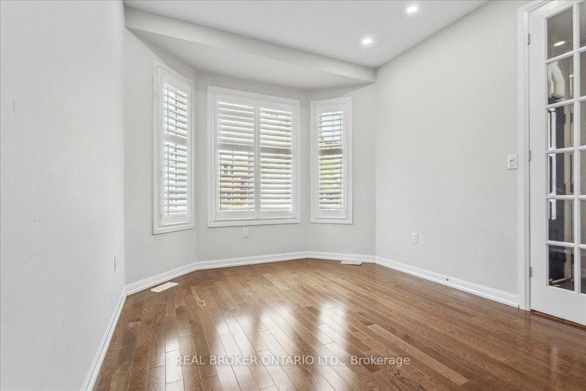 344 Ellen Davidson Drive photo 10