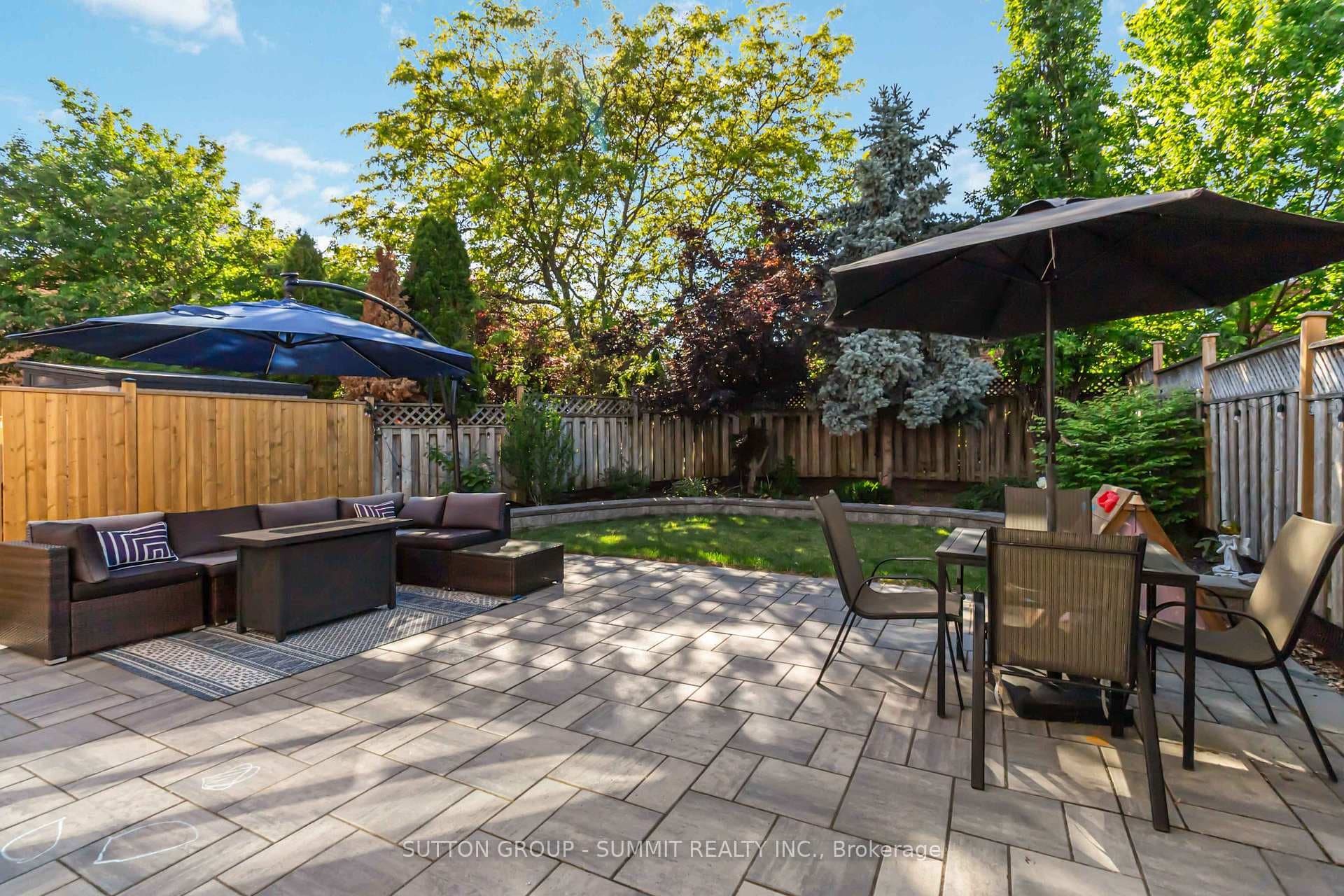 2111 Westmount Drive photo 29