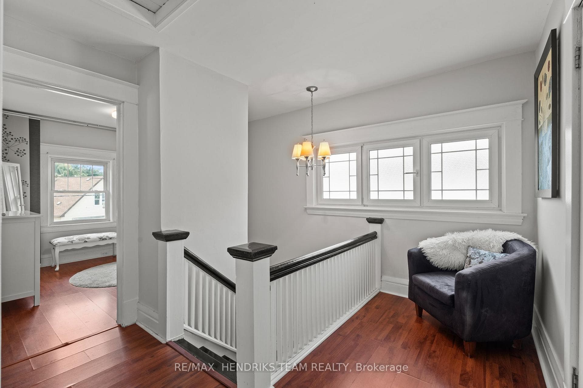 150 York Street photo 20
