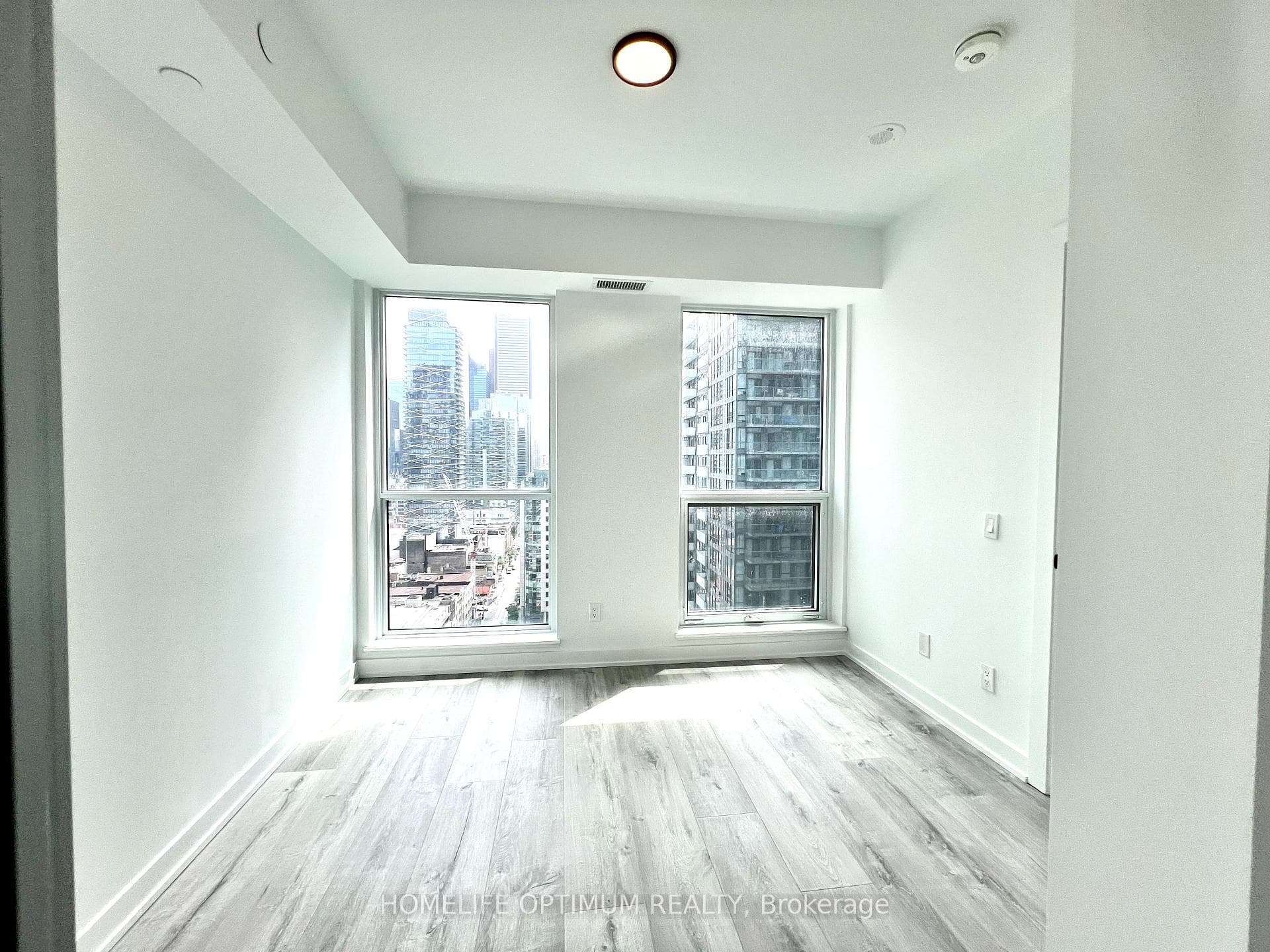 327 King Street Unit 2301 photo 15