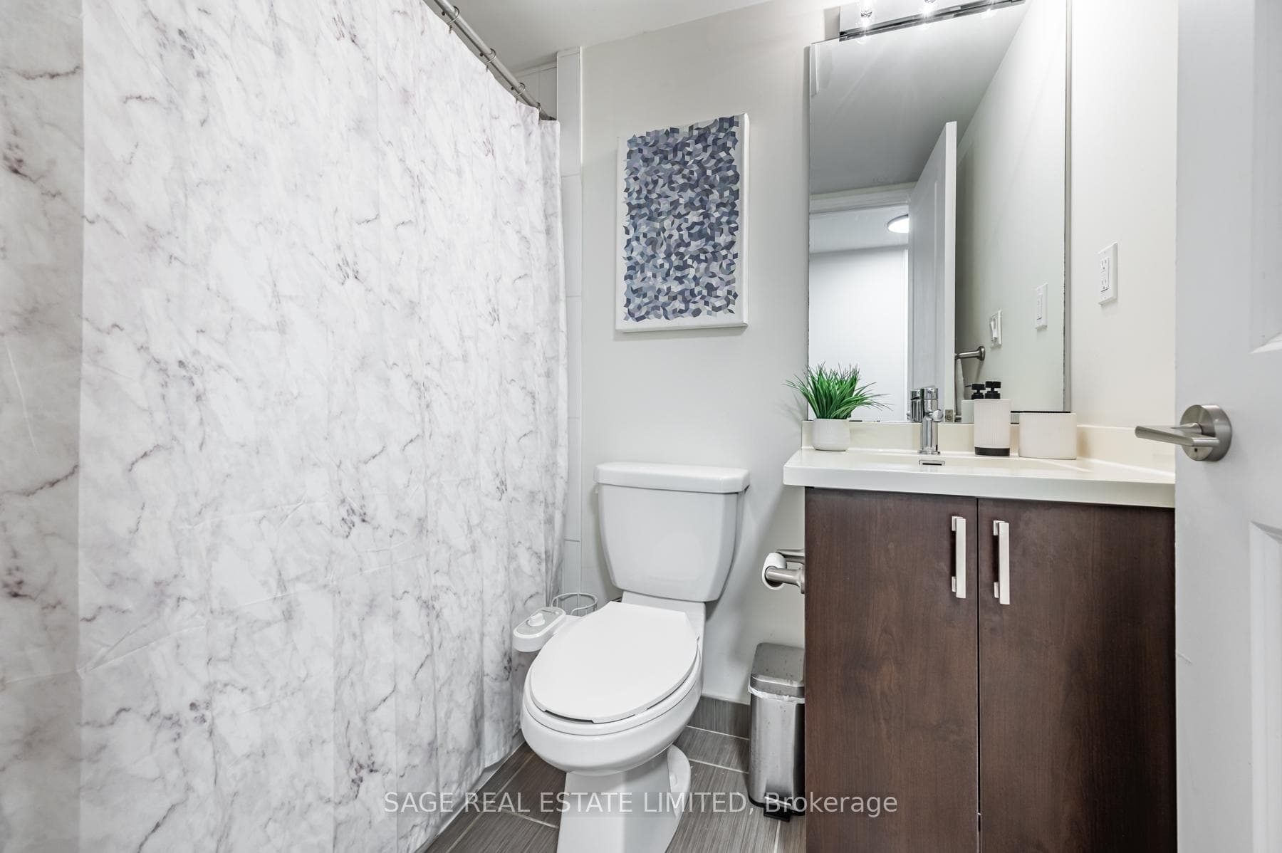 90 Orchid Place Drive Unit 106 photo 29