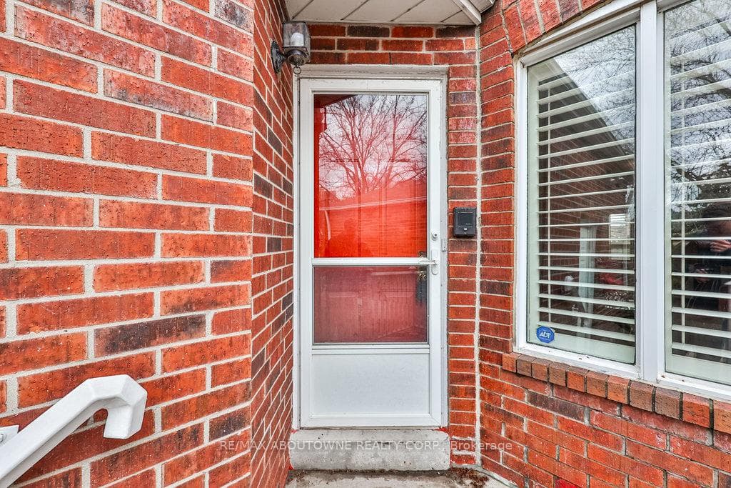 3546 Copernicus Drive photo 7