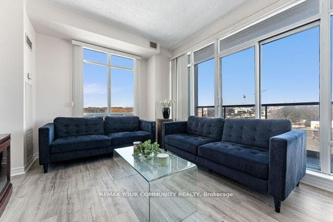11121 Yonge Street Unit 519 photo 16