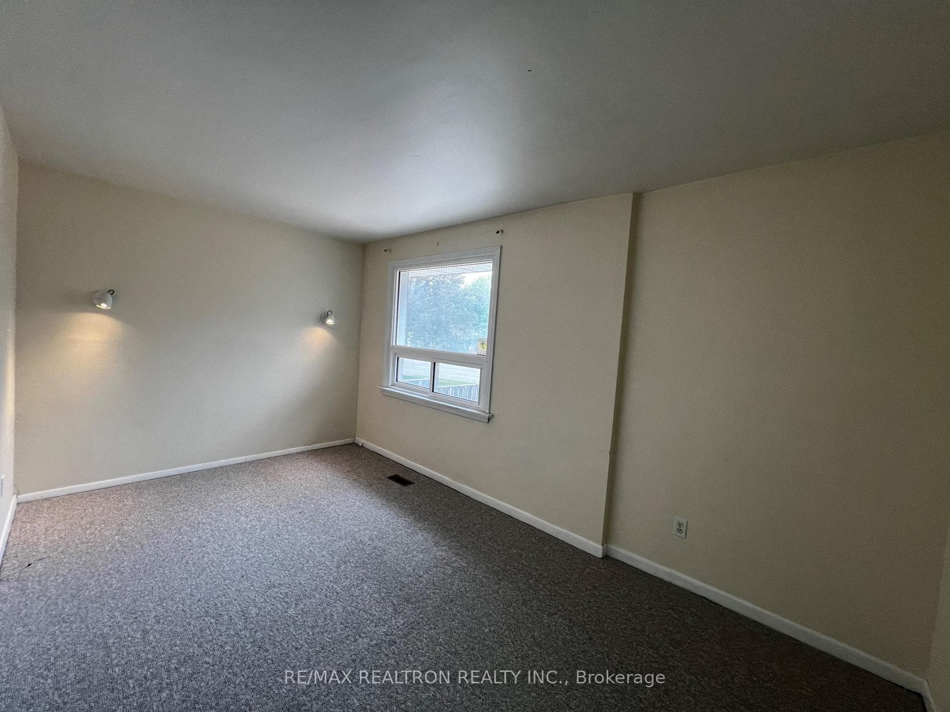 244 St Vincent Street Unit UPPER photo 15