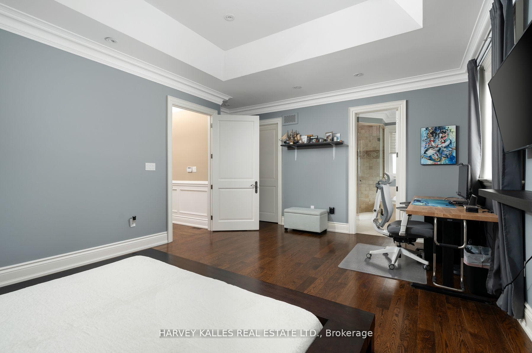 292 Laird Drive photo 19