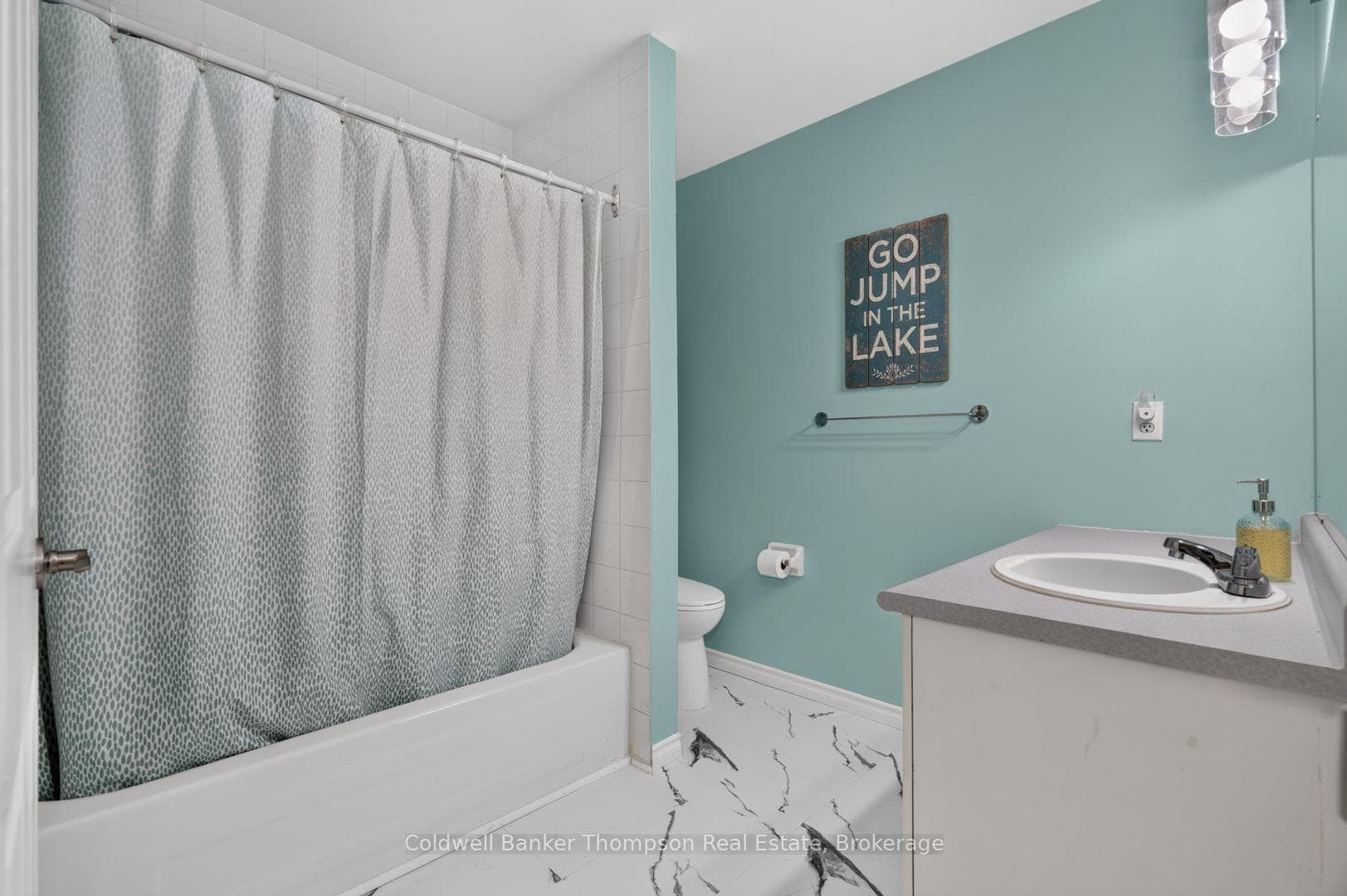 15 Sabrina Park Drive photo 27