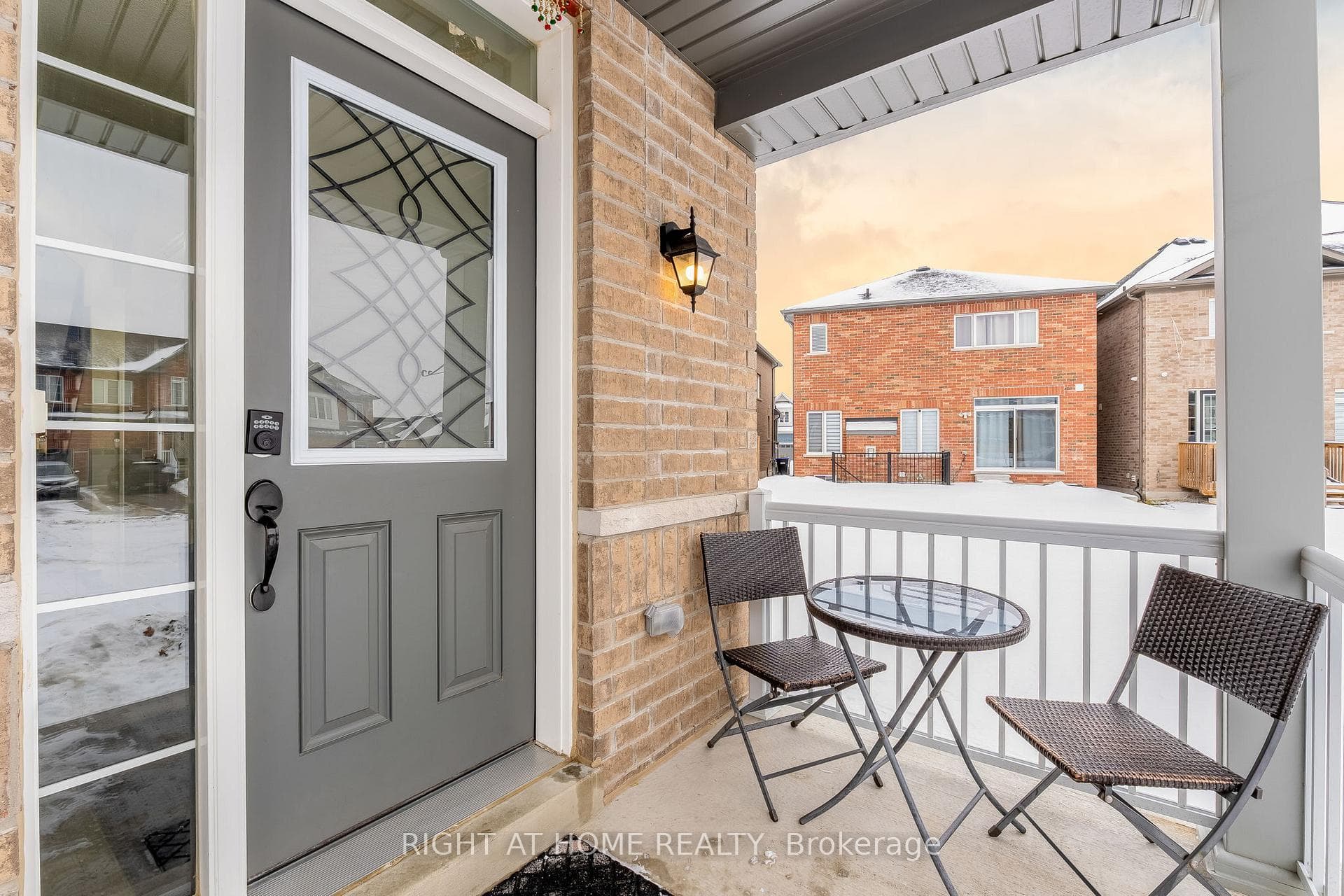 48 Morris Drive photo 3