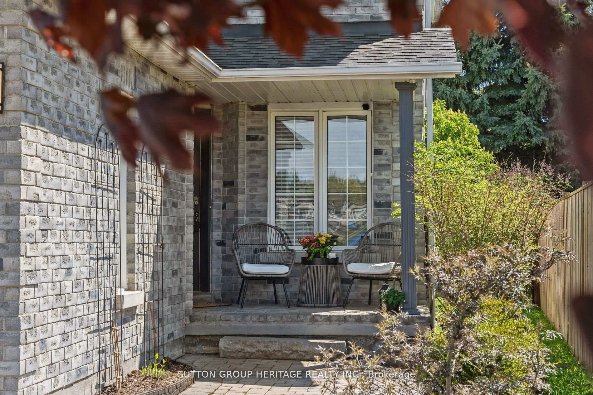115 Daiseyfield Avenue photo 2