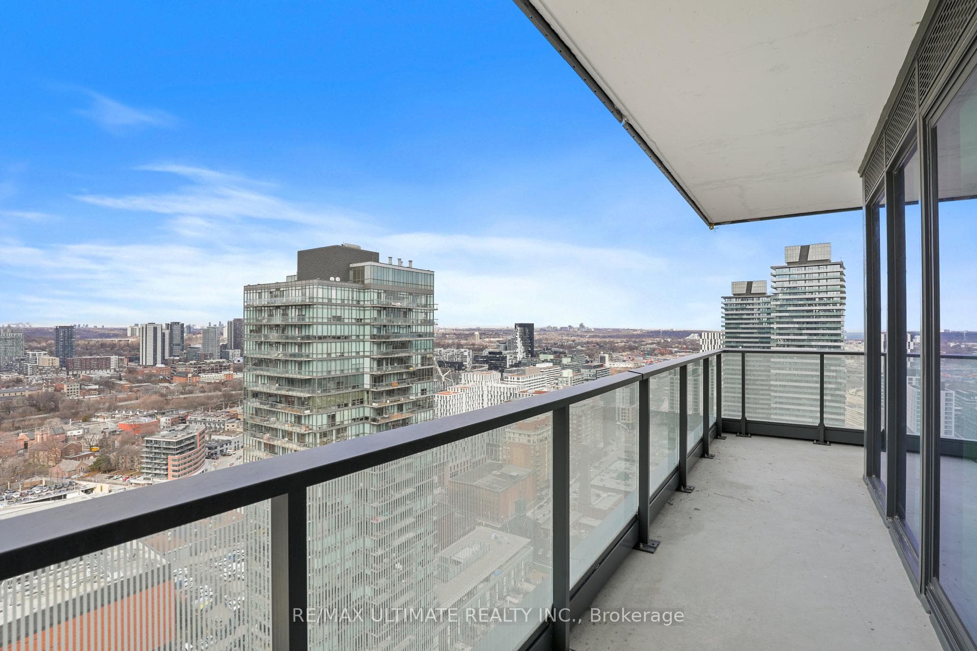 35 Parliament Avenue Unit 3011 photo 22