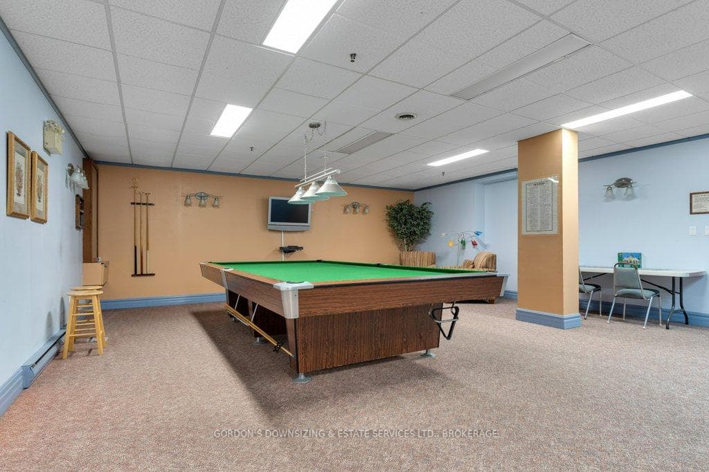 120 Barrett Court Unit 211 photo 31