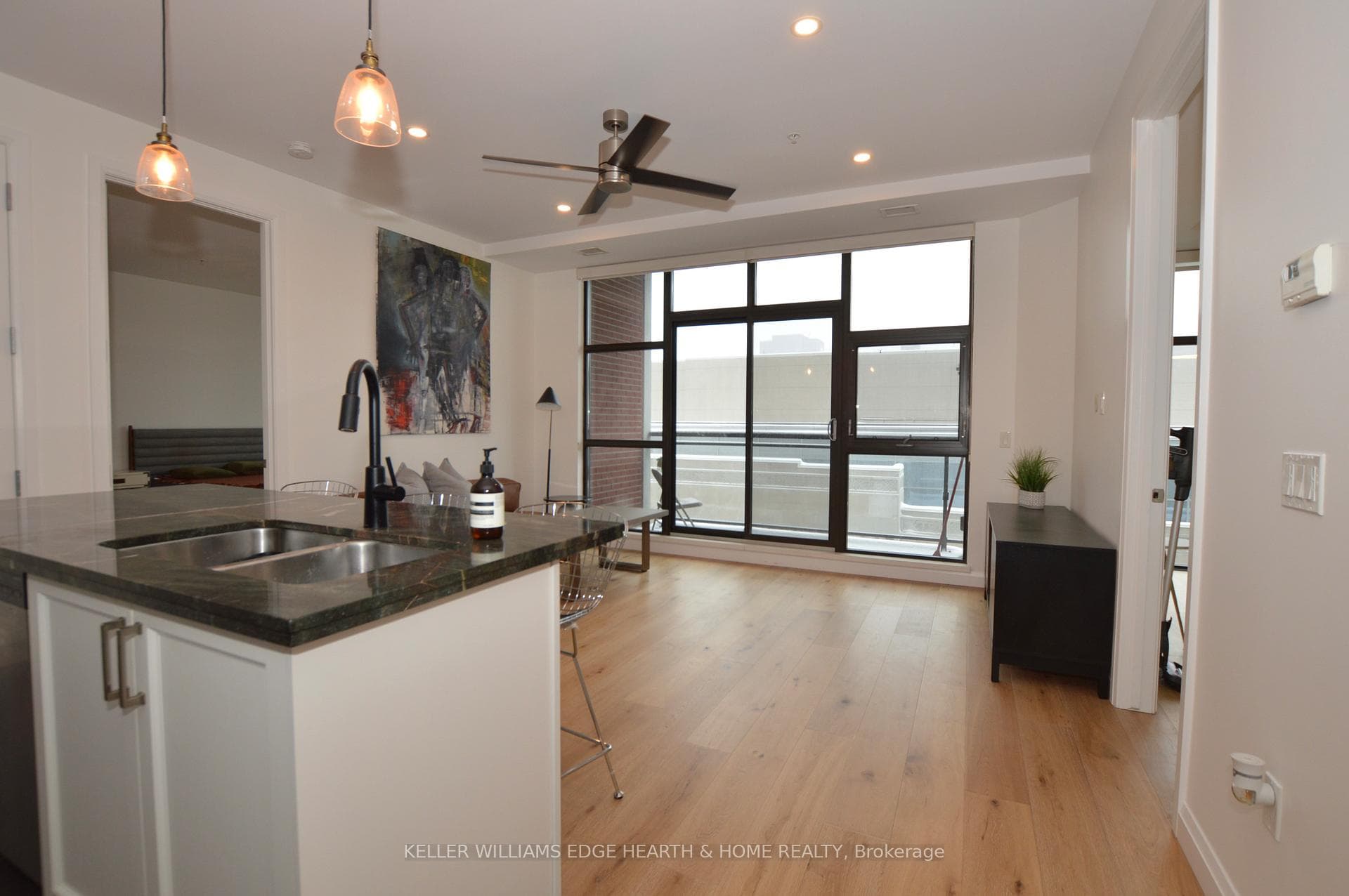 112 King Street Unit 1108 photo 8