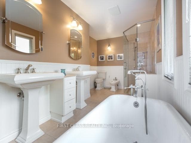 1185 Creekside Drive photo 9