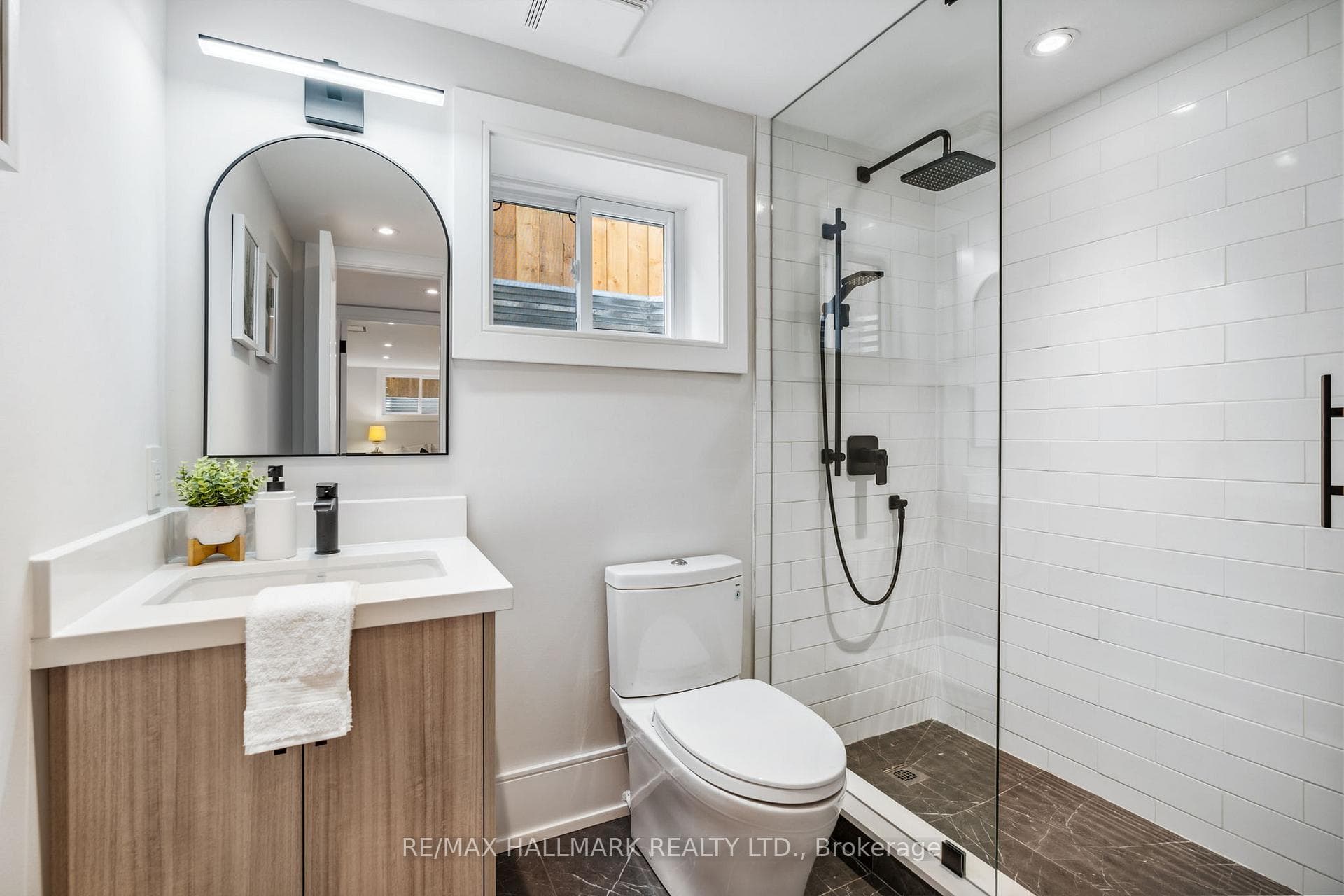 5 Inniswood Drive photo 34