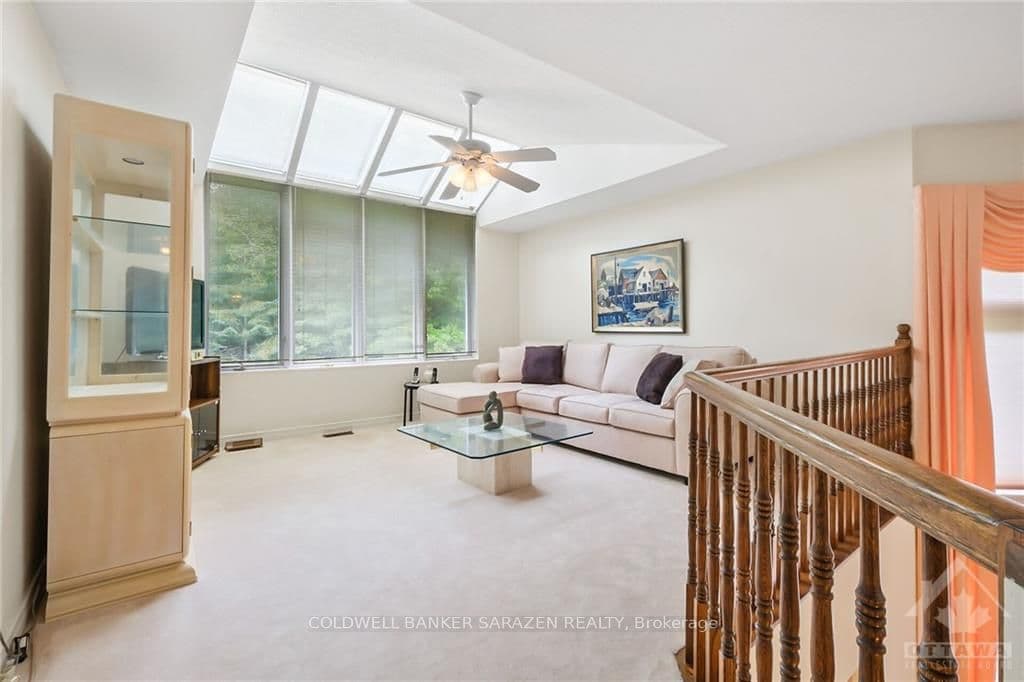 1679 AUTUMN RIDGE Drive photo 17