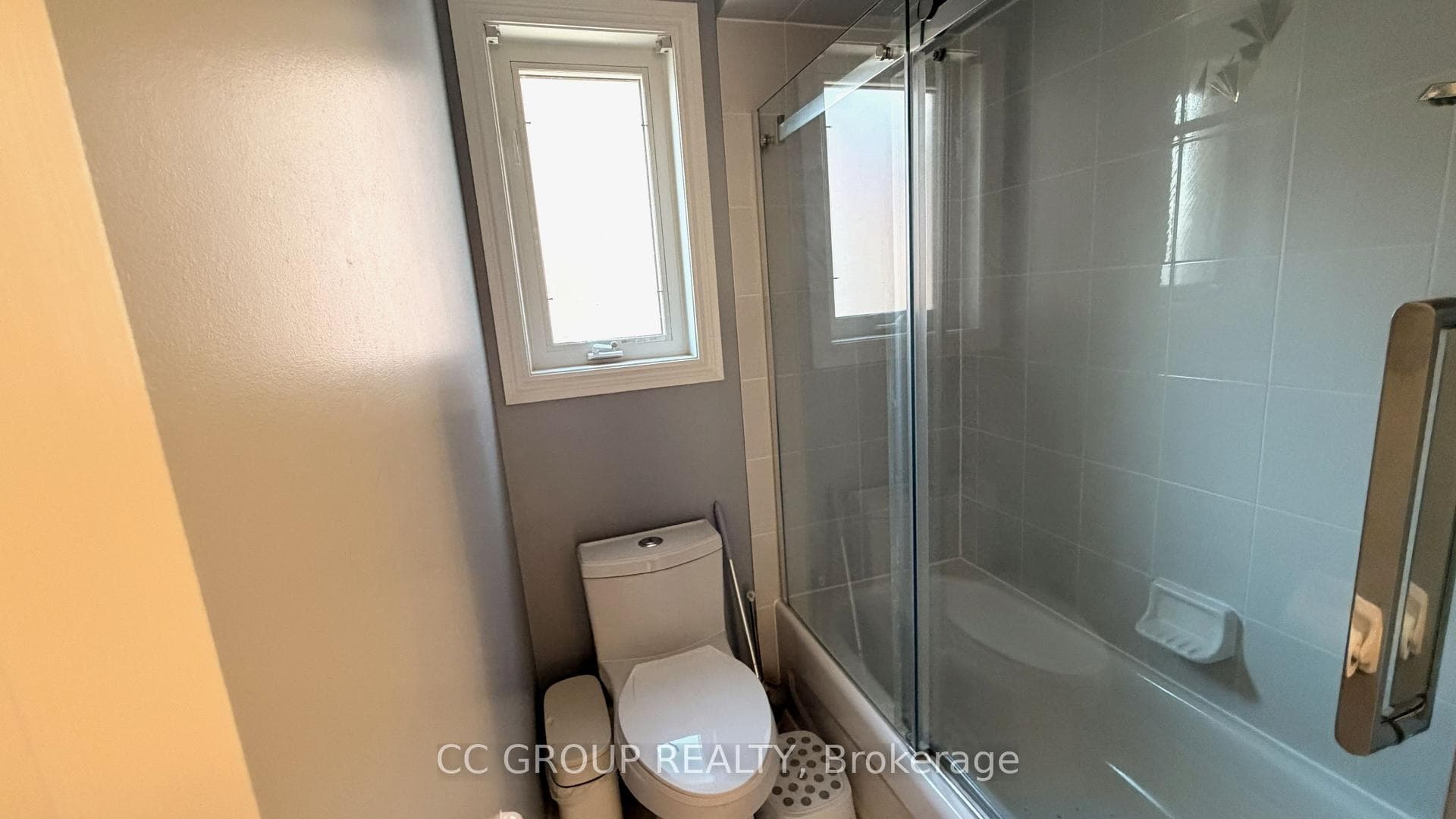 91 Whitburn Street photo 24