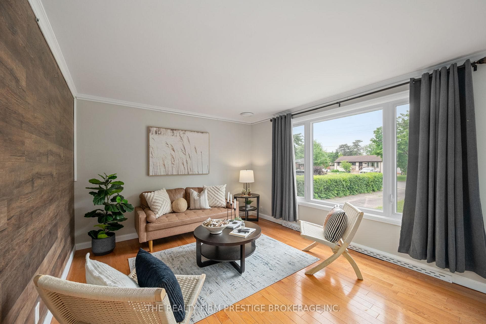 6806 James Street photo 5