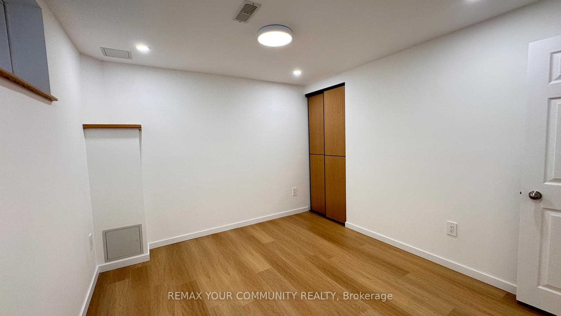 139 Kellington Trail photo 4