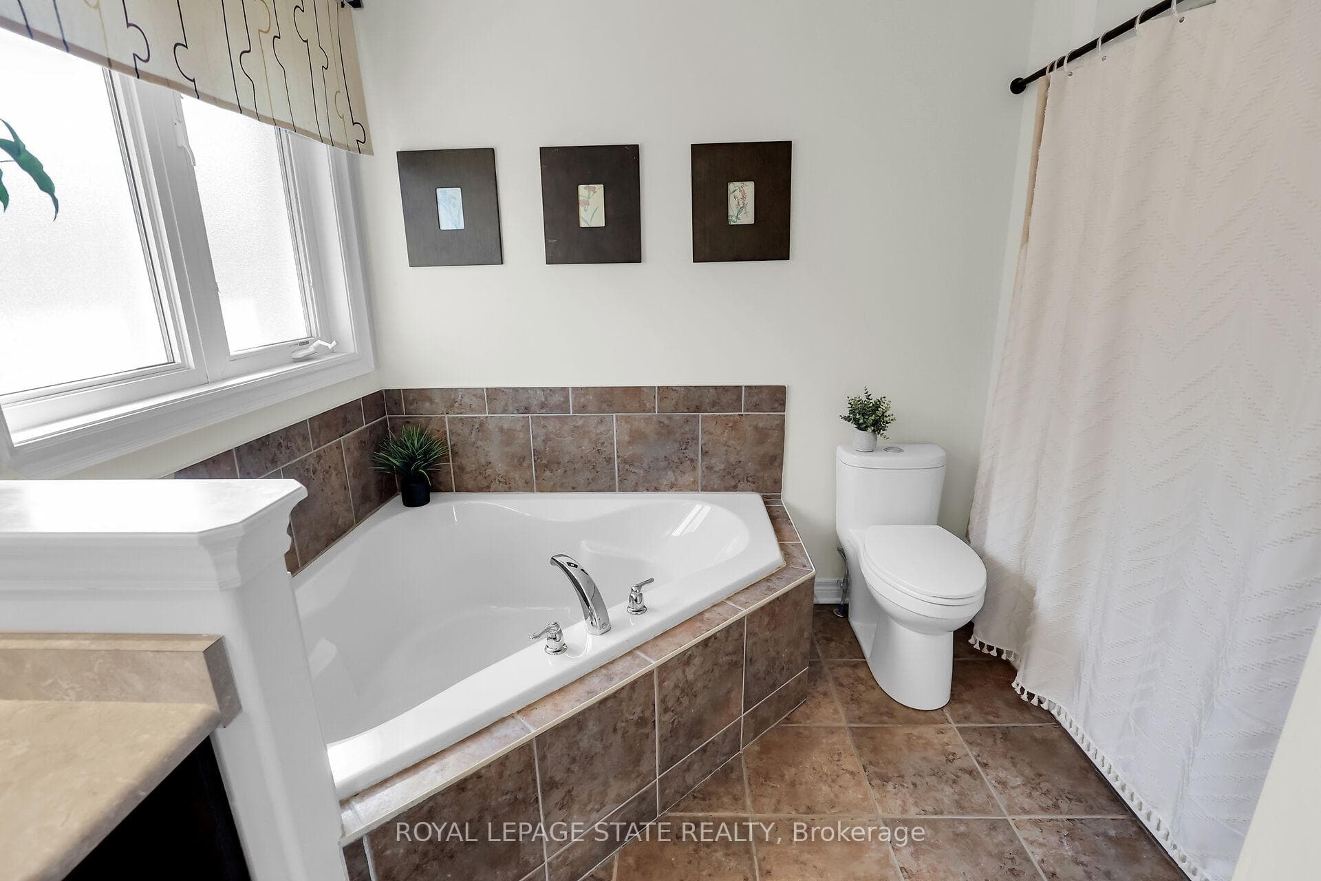 40 Bell Avenue photo 27
