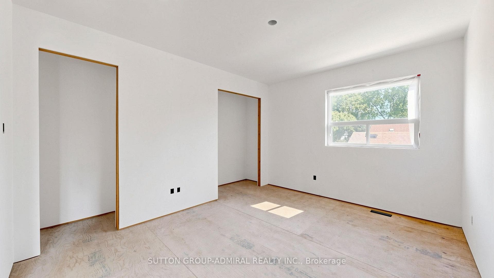 62 Rosemeade Avenue photo 40
