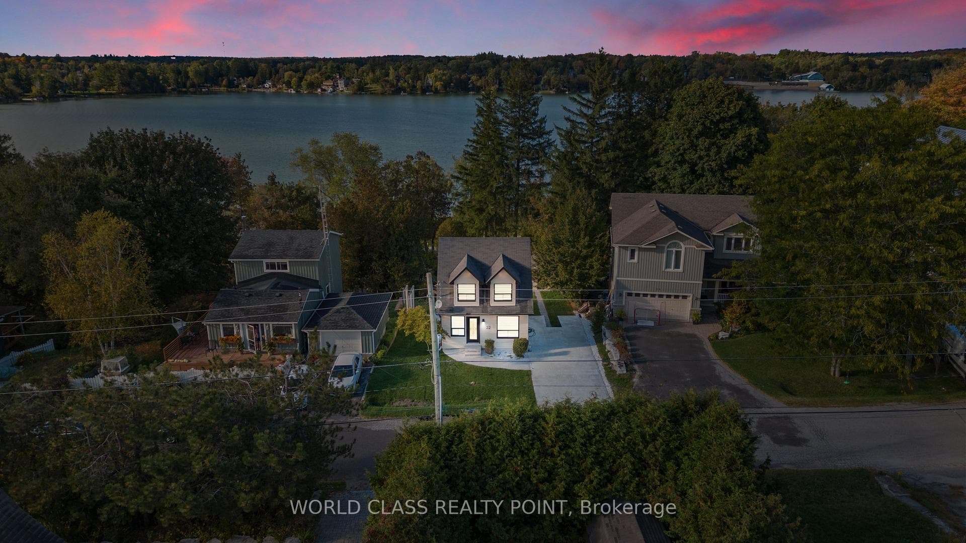 22 Windsor Drive photo 1