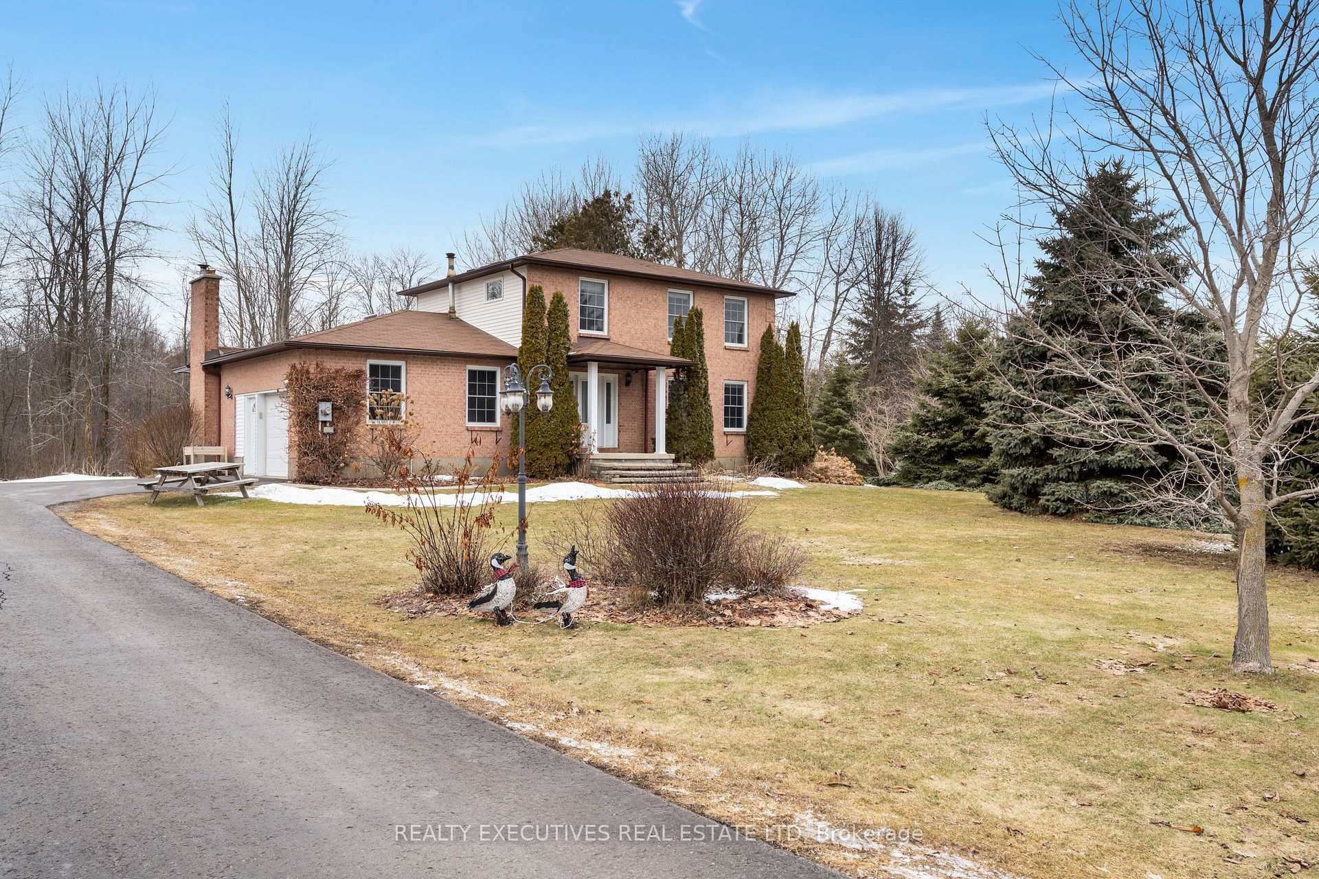 11943 Forest Hill Road photo 2