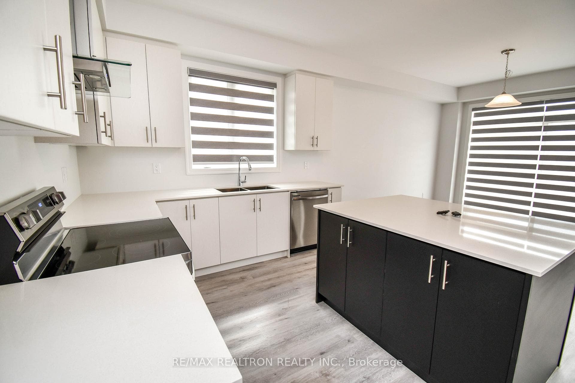 36 Del Ray Crescent photo 11