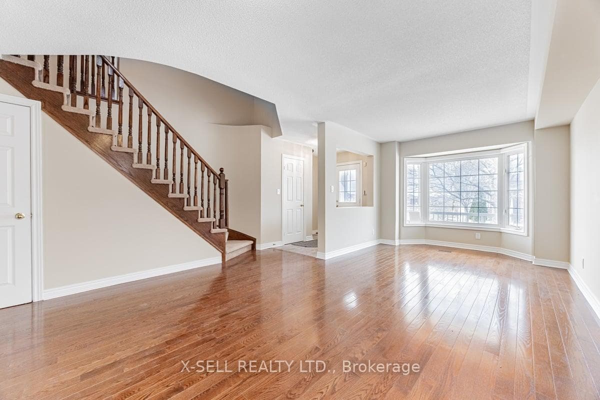 20 Tufton Crescent photo 5