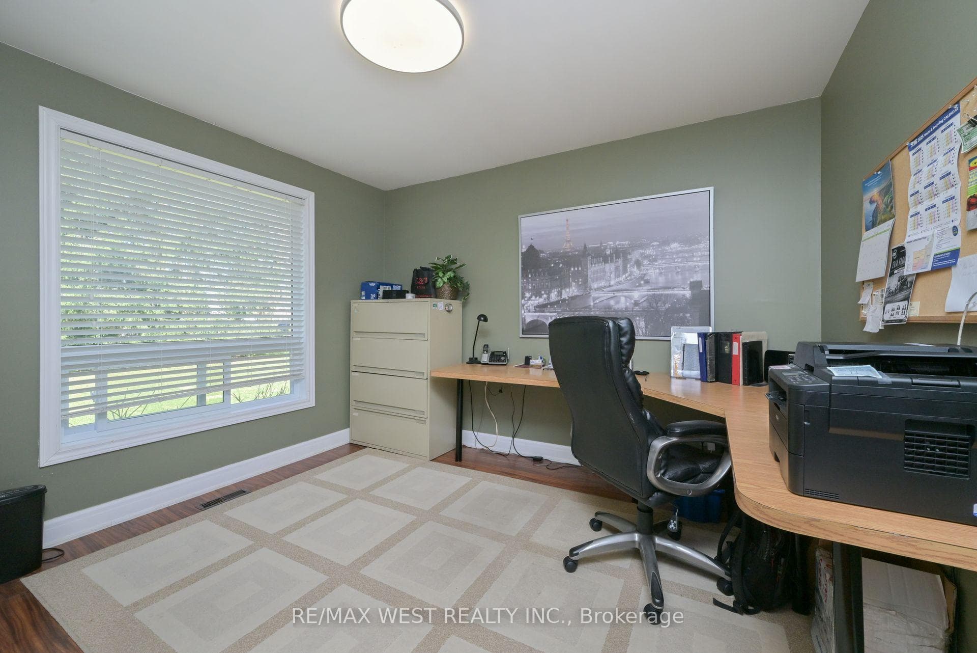 24 Cedarwood Crescent photo 16