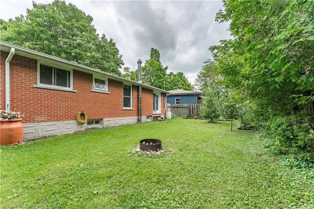 205 JOHN Street photo 33