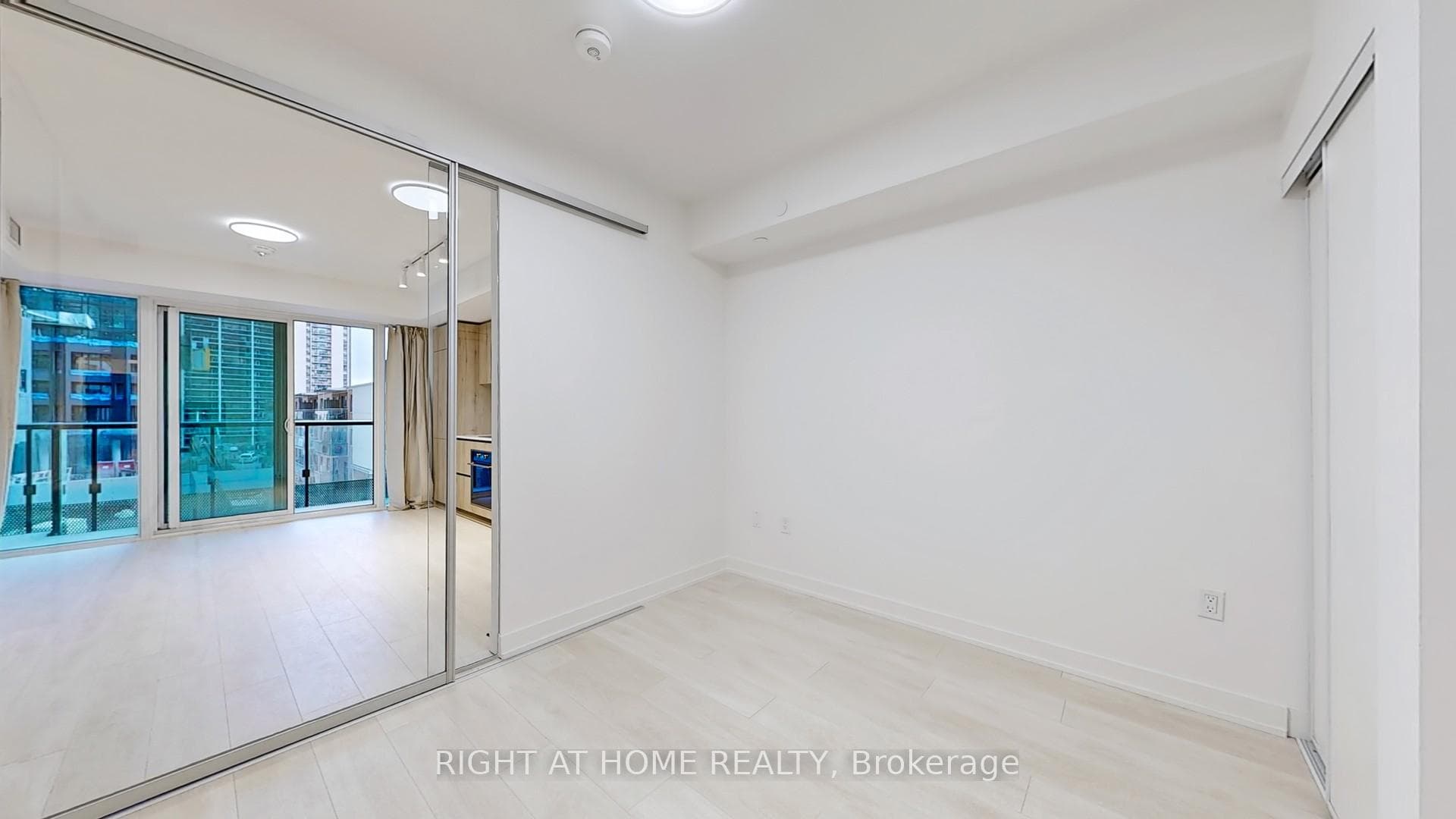 117 Broadway Avenue Unit 308 photo 13