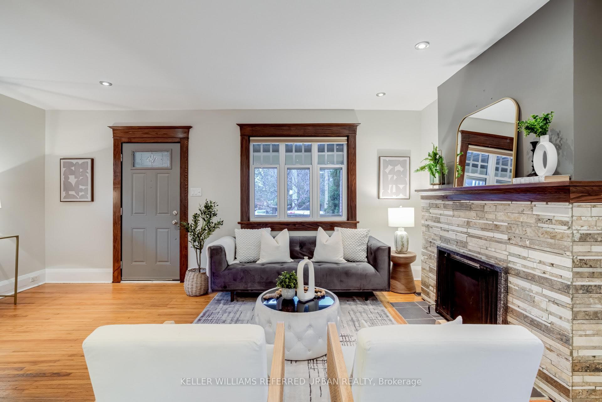 66 Queens Avenue photo 8