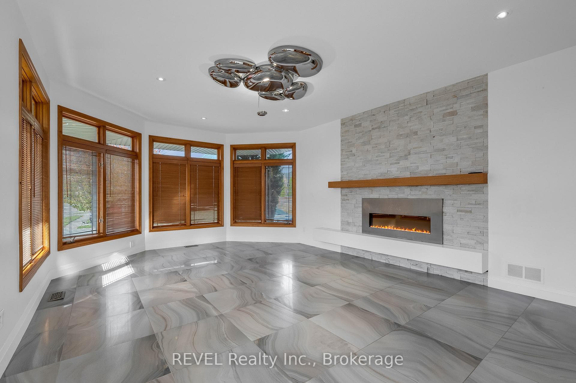 30 MARACAY Way photo 6