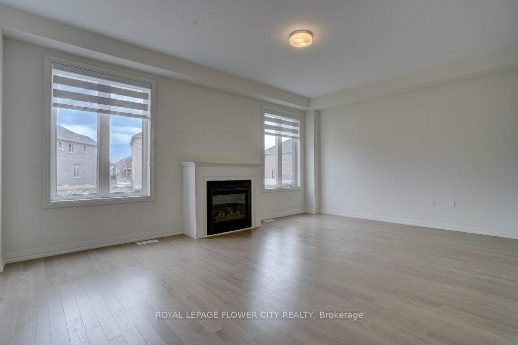 24 Sparrow Way photo 5